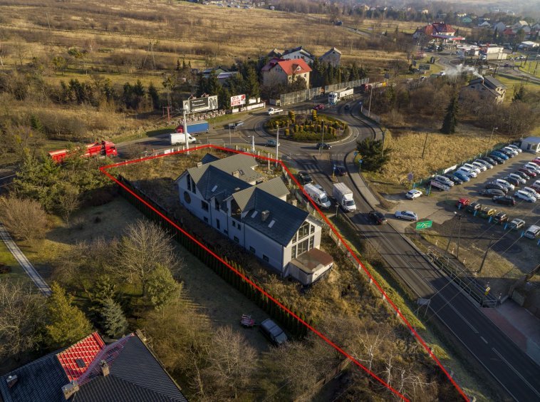 Budynek Handlowo Usługowy Przy Rondzie !!!